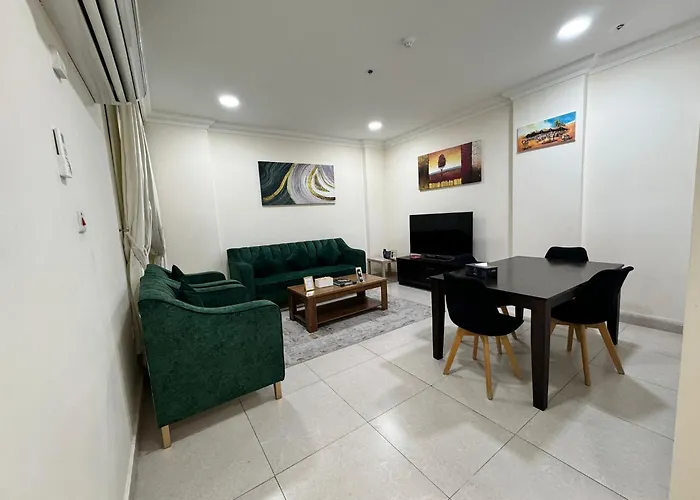 Chelsea Gardens Apartment