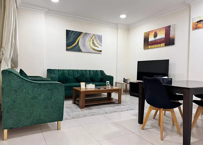 Chelsea Gardens Apartment